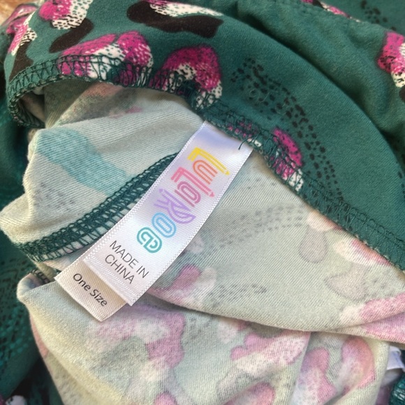 Lularoe One Size Leggings - Picture 3 of 3